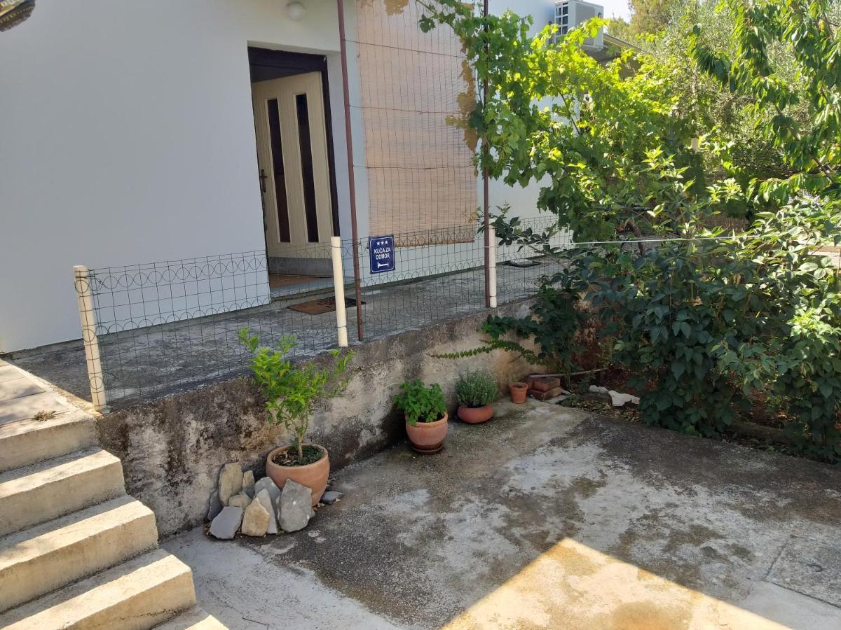 Holiday Home J-Adria Jadrija Exterior photo
